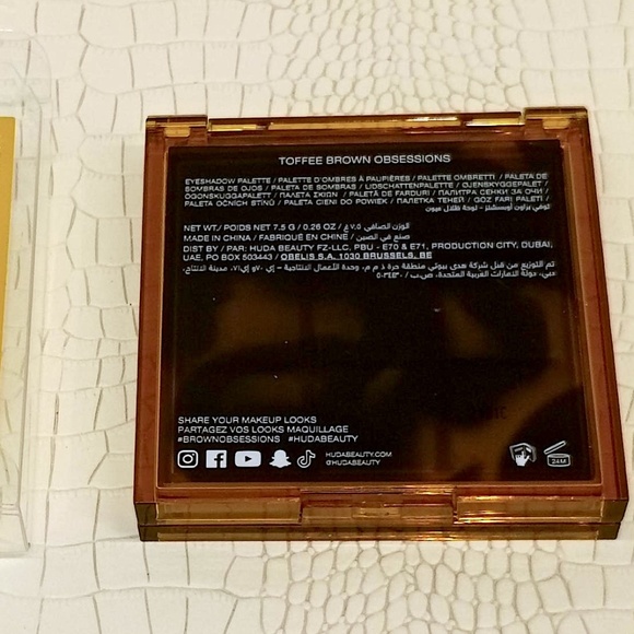 Brand New Huda Beauty Toffee Brown Obsessions Eyeshadow Palette (NIB) - Picture 5 of 6
